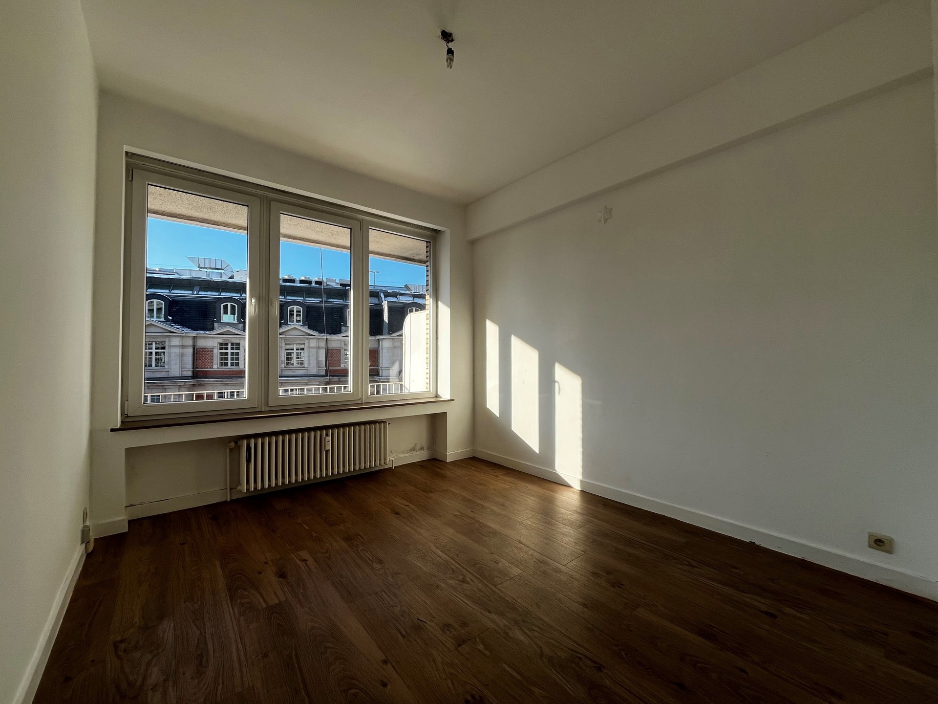 Apartment for sale in Ixelles with 1 bedroom - photo 5