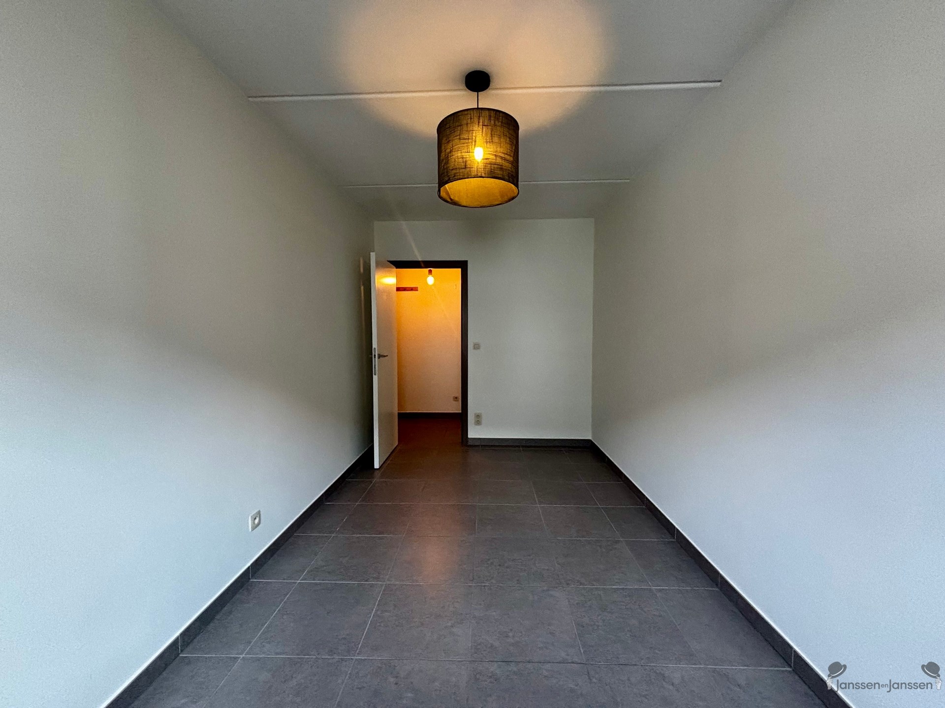 appartement met 2 slaapkamers &amp; ruim terras - foto 4