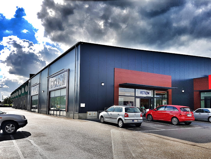 Commercial for rent in Lanaken - photo 1