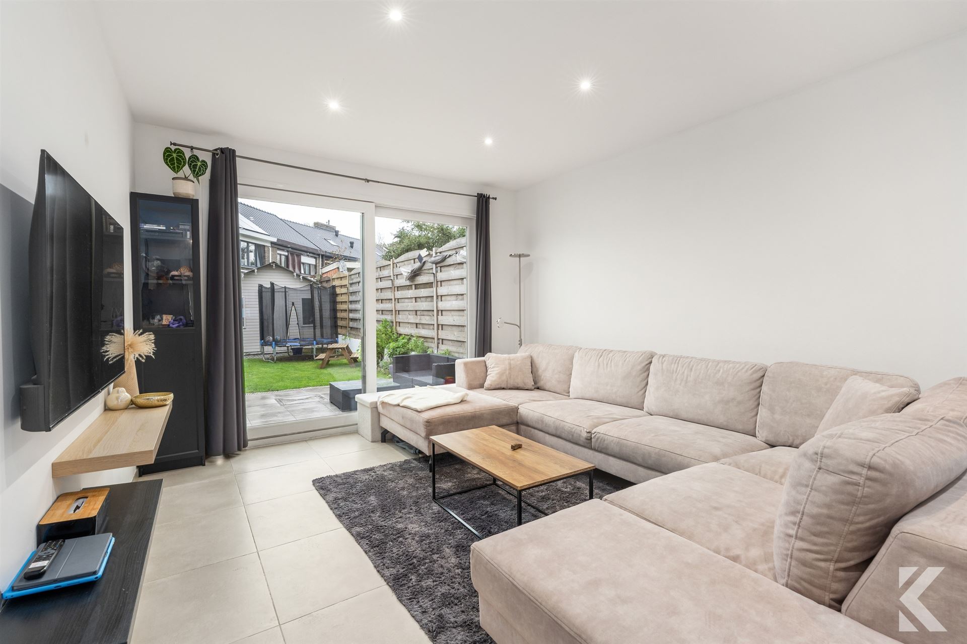 ALBATROSSTRAAT – VOLLEDIG GERENOVEERDE WONING MET TUIN - foto 4