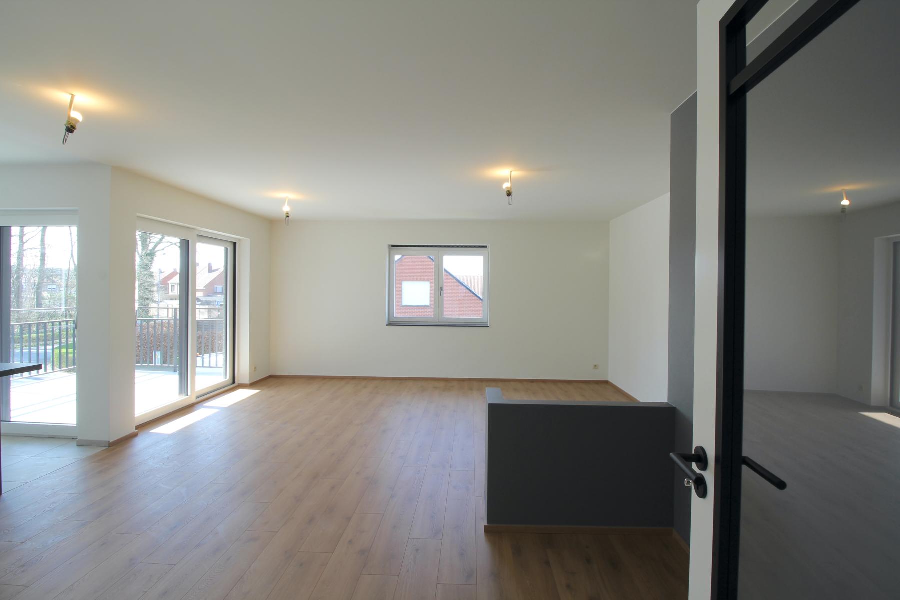 Nieuwbouwappartement (1ste V) met 2 slaapkamers en zonneterras - foto 2