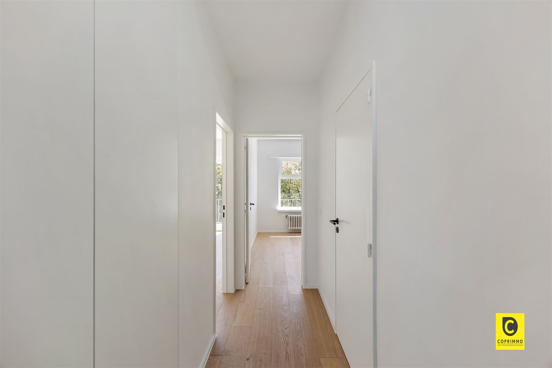 Prachtig gerenoveerd appartement - foto 4