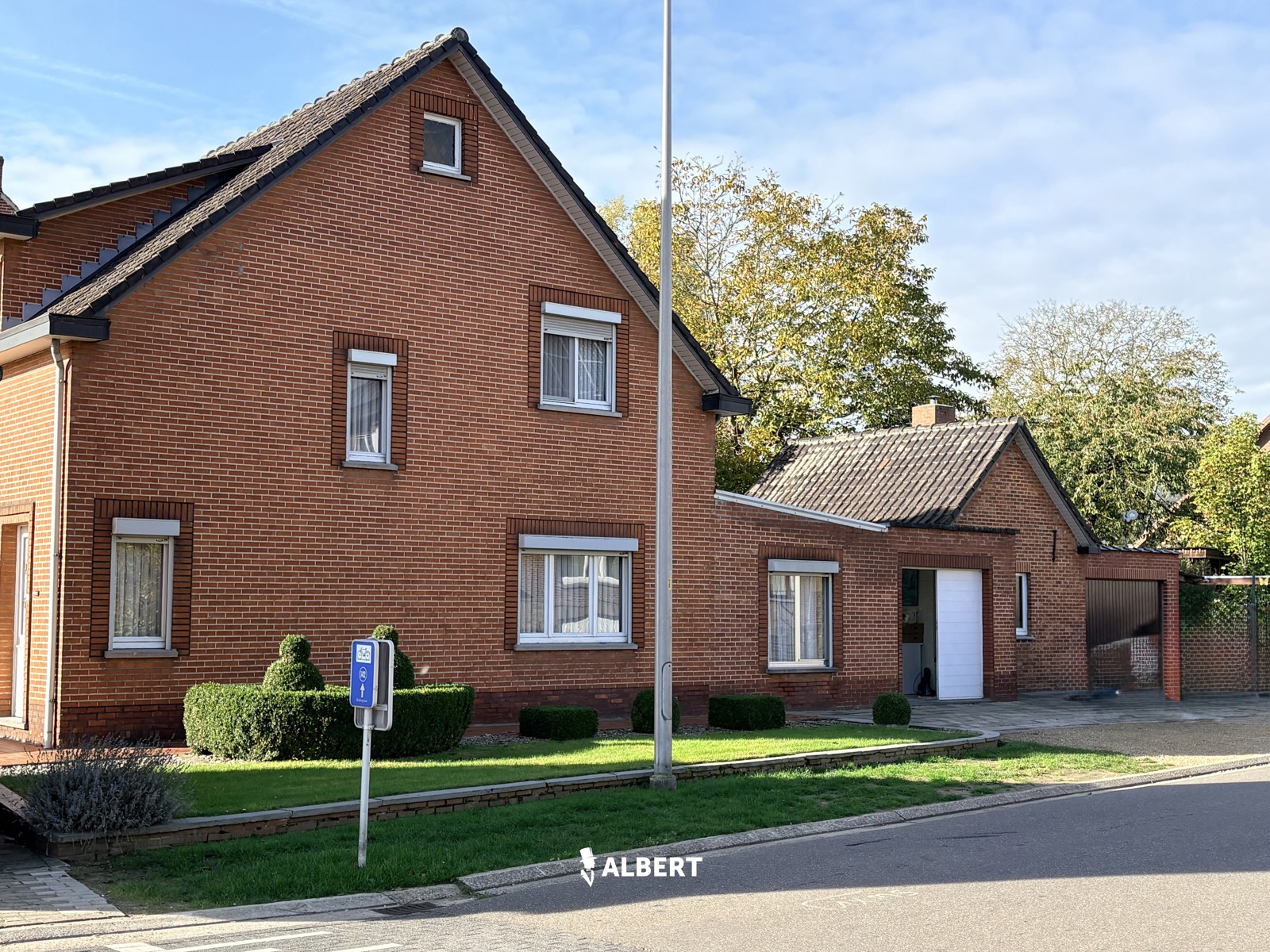 Te renoveren woning in centrum Diepenbeek. - foto 5