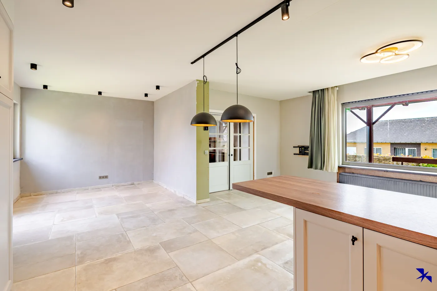 Spacieuse maison familiale avec caractère et 4 chambres dans un environnement verdoyant - photo 5