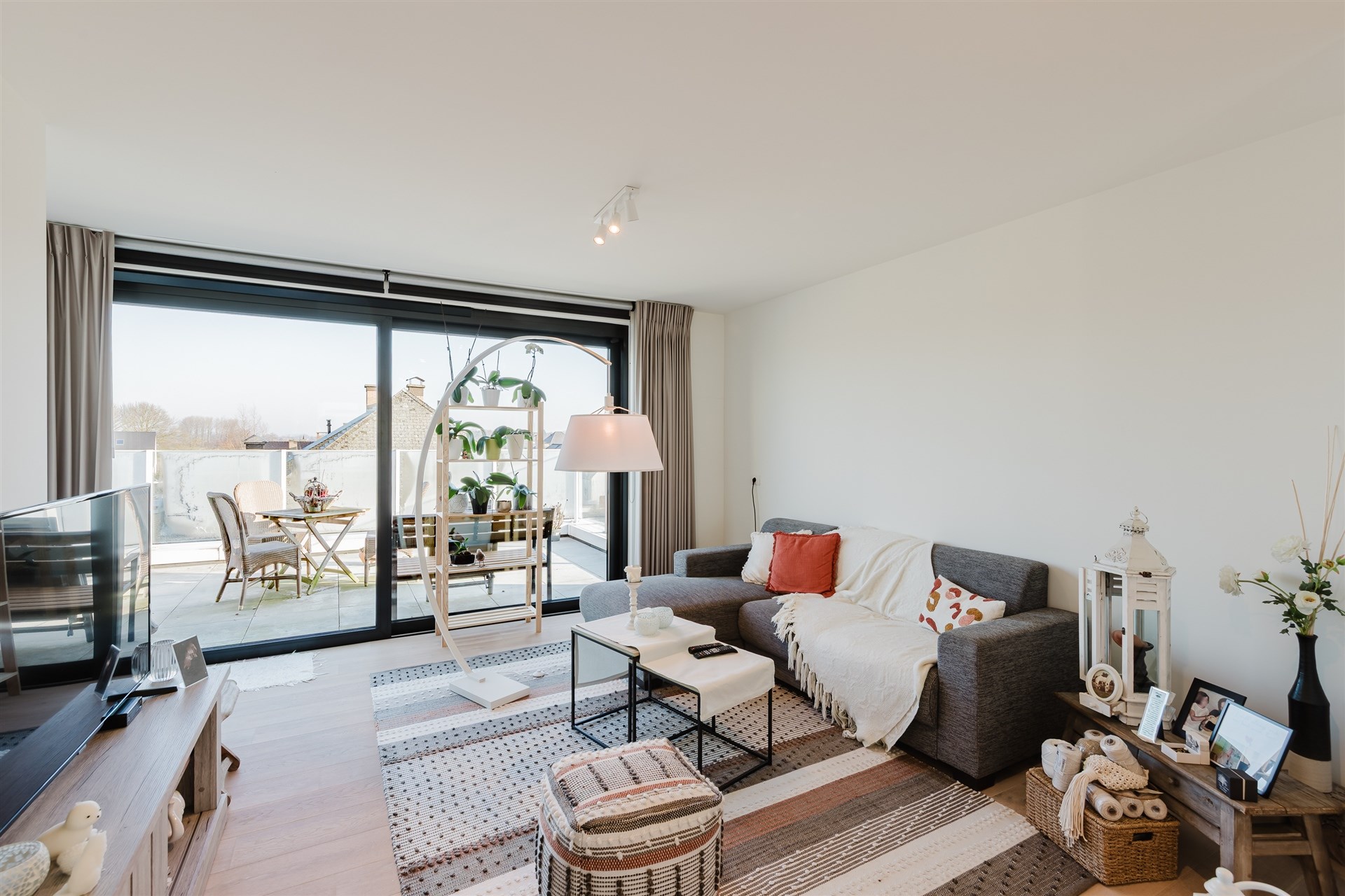 Assistentie-appartement in Residentie Ten Ede te Wetteren met ondergrondse autostaanplaats - foto 1