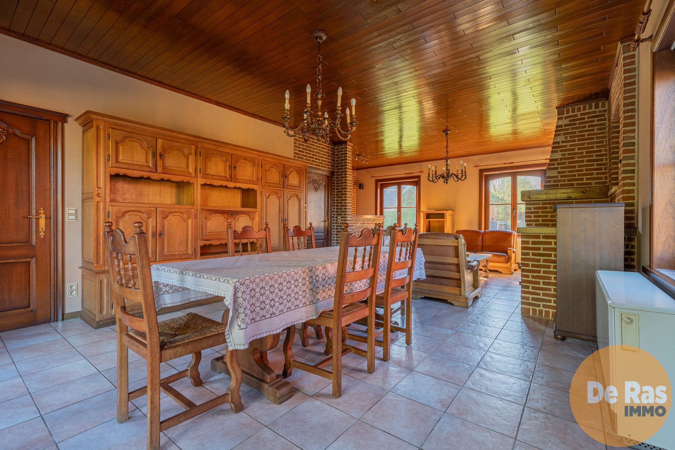 ERPE-MERE - Ruime villa met potentieel in rustige straat - foto 4