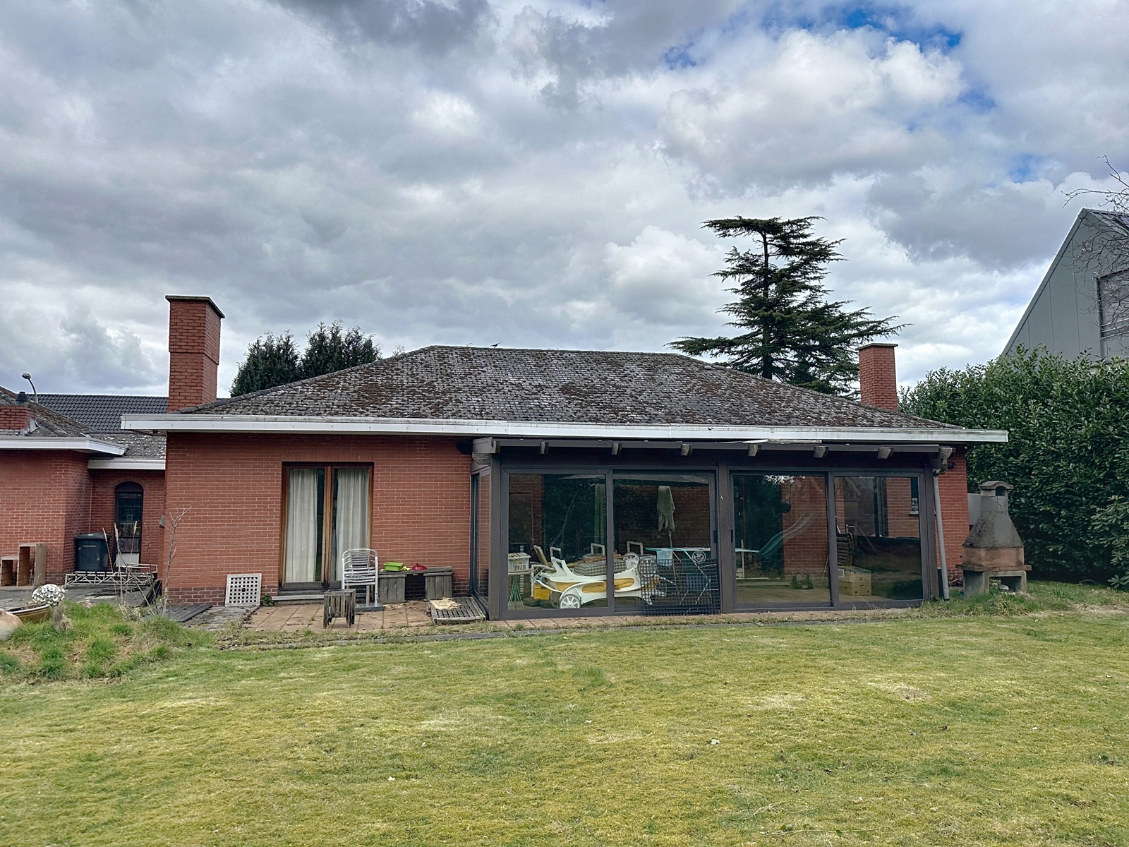 Te renoveren/af te breken woning met zuidtuin nabij A12 - foto 3