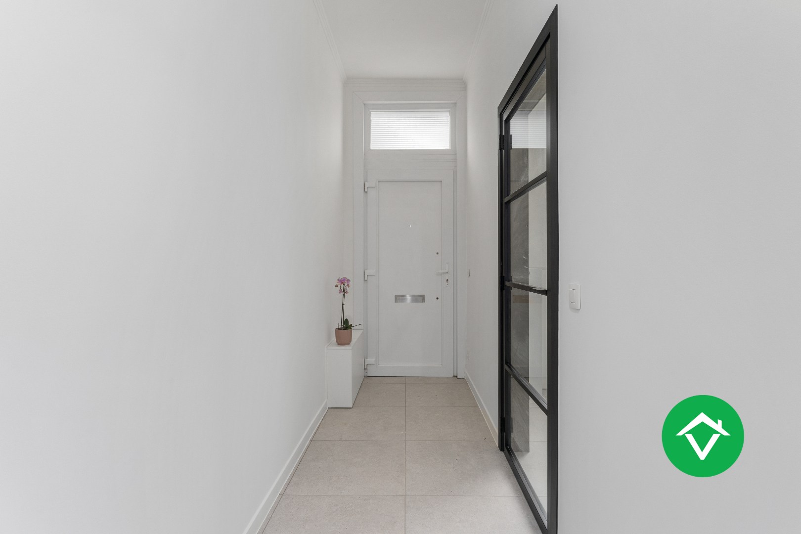 Rijwoning met 4 slaapkamers en stadstuin op centrale ligging te Roeselare - foto 3