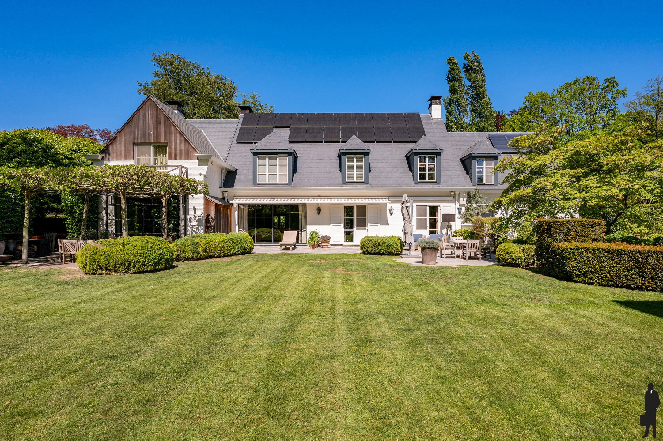 Prachtige villa met zwembad op een top ligging te Itegem. - foto 3