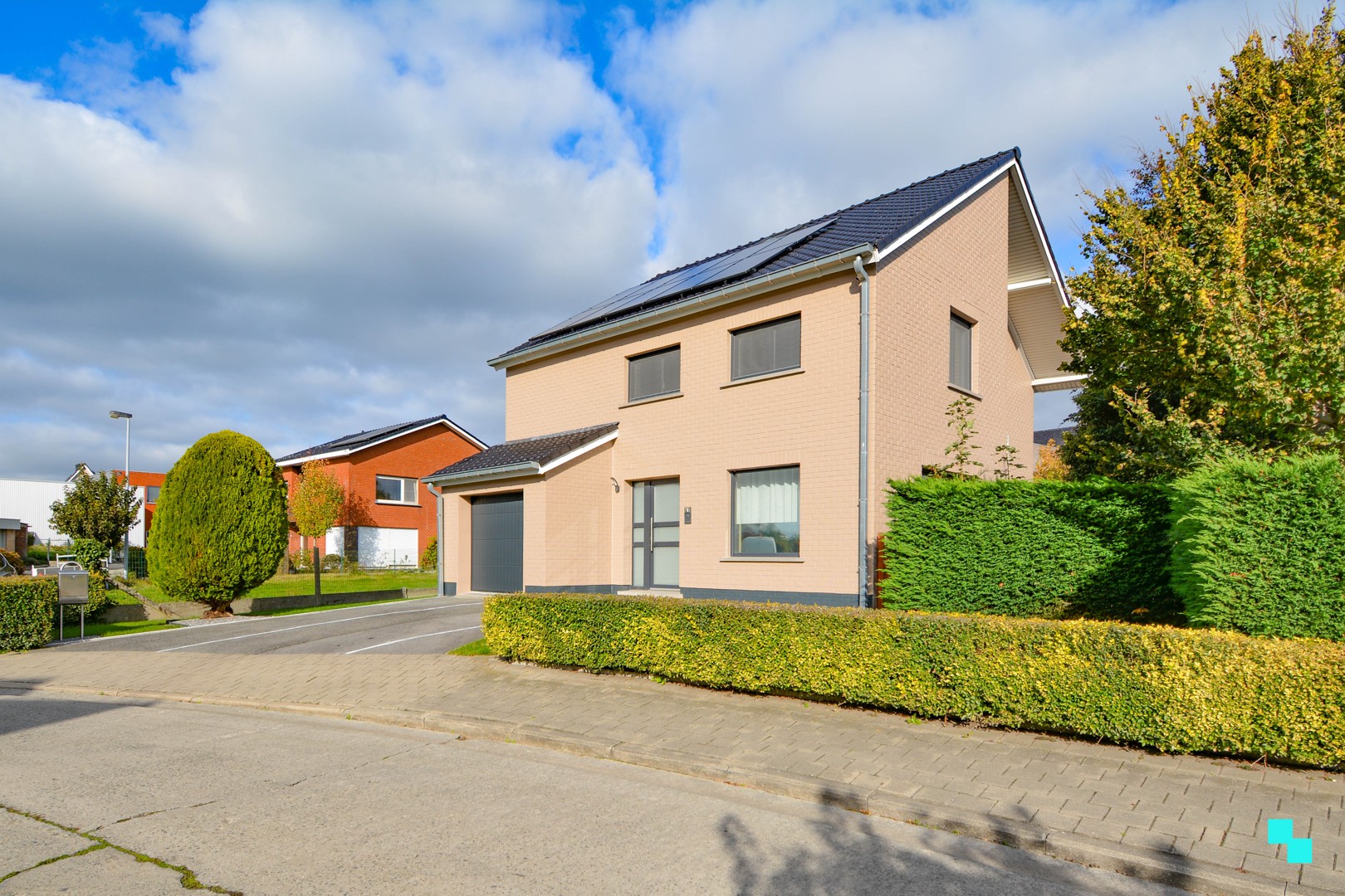 Instapklare woning op kindvriendelijke ligging te Hooglede - foto 2