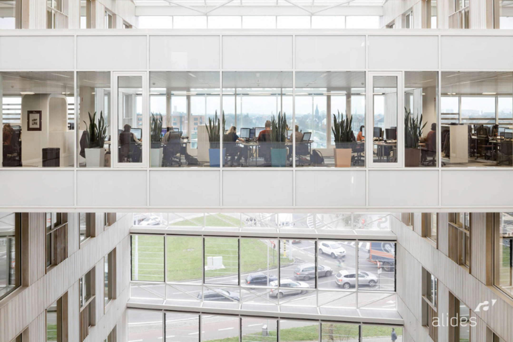 MOOIE EN LICHTE KANTOREN IN GENT - foto 3