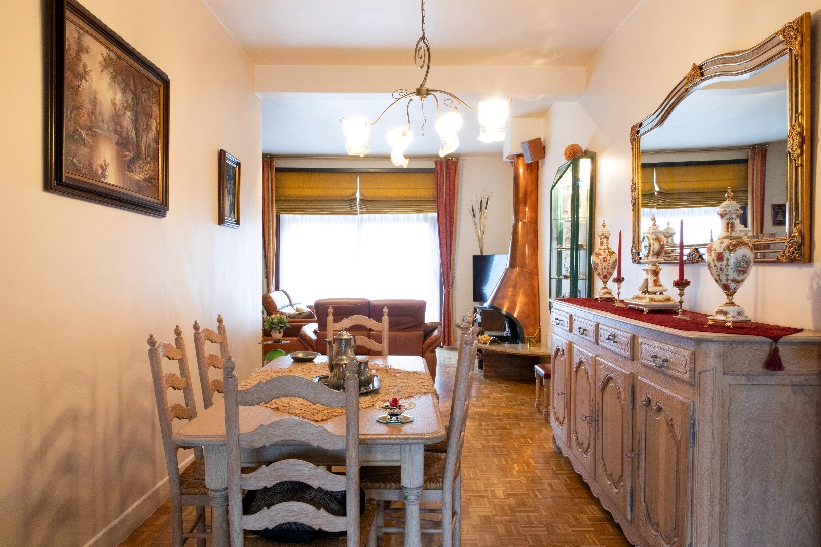 Ruime, praktische woning met grote garage, praktijk en 5 slaapkamers! - foto 5