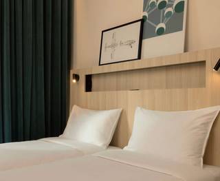 Bent u op zoek naar een zorgeloze investering met gegarandeerd rendement? Dan is deze hotelkamer in Machelen precies wat u zoekt!📍 Topligging:...