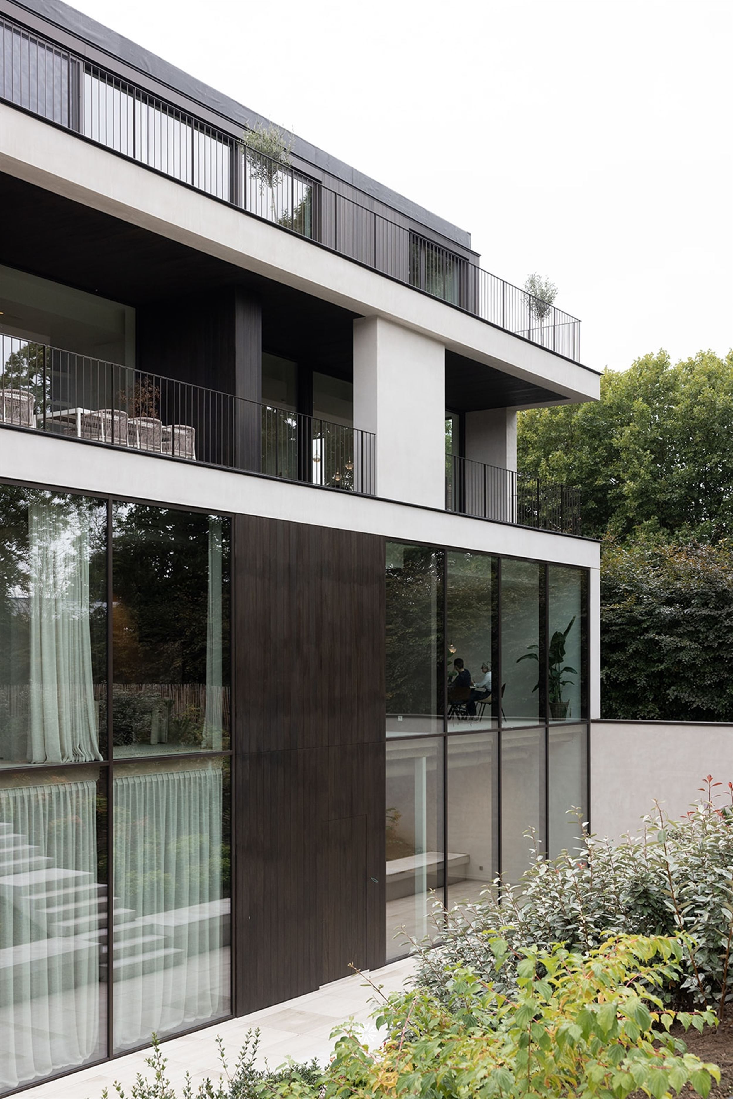 Vergaderen en co-working in een nagelnieuw gebouw te Sint-Niklaas - foto 4