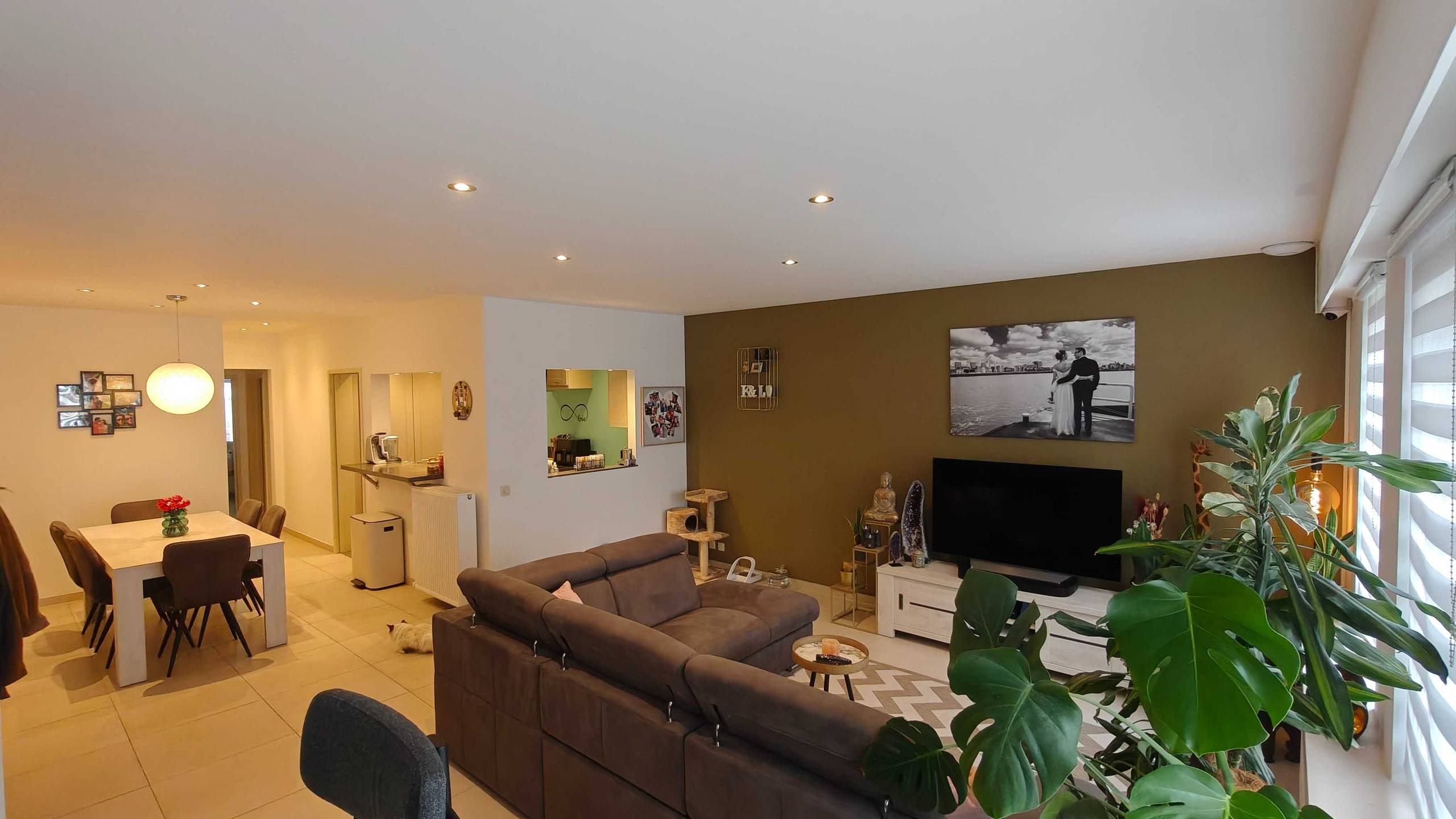 Appartement te koop in Hoboken met 2 slaapkamers - foto 1