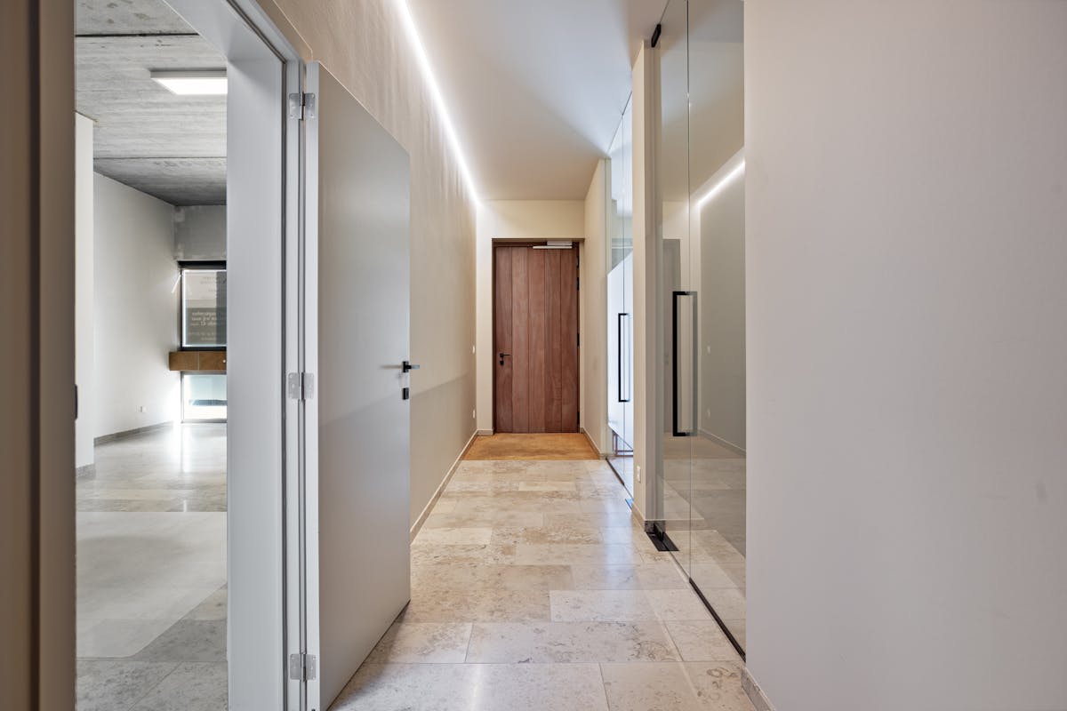 Kantoor van ca. 313m² te koop in het centrum Ieper - foto 3