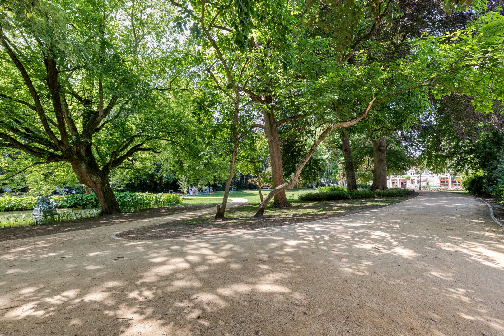 Herenwoning met grote stadstuin aan het Astridpark – Brugge centrum - foto 3