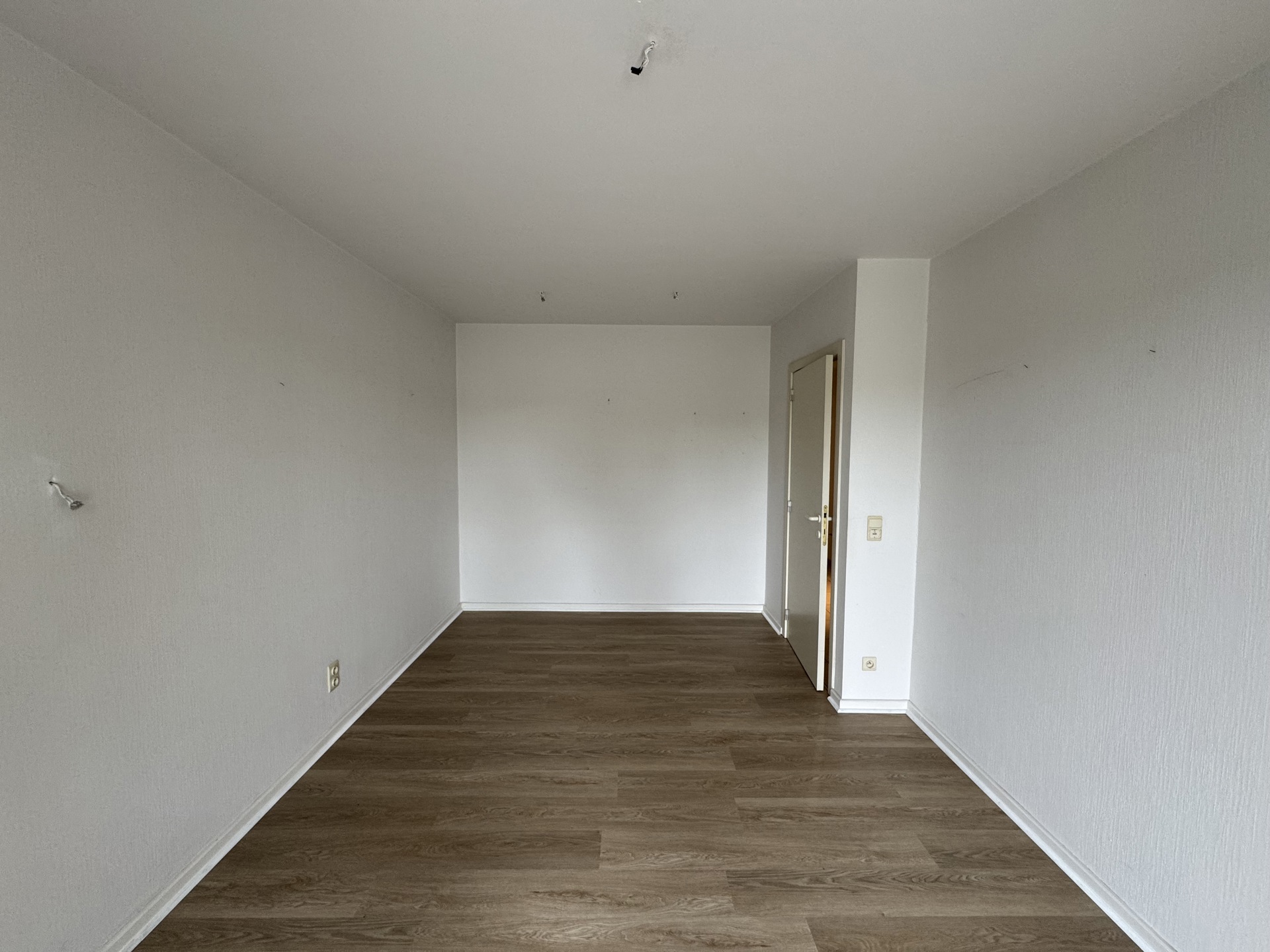 Ruim appartement met terras in hartje Bornem - foto 5