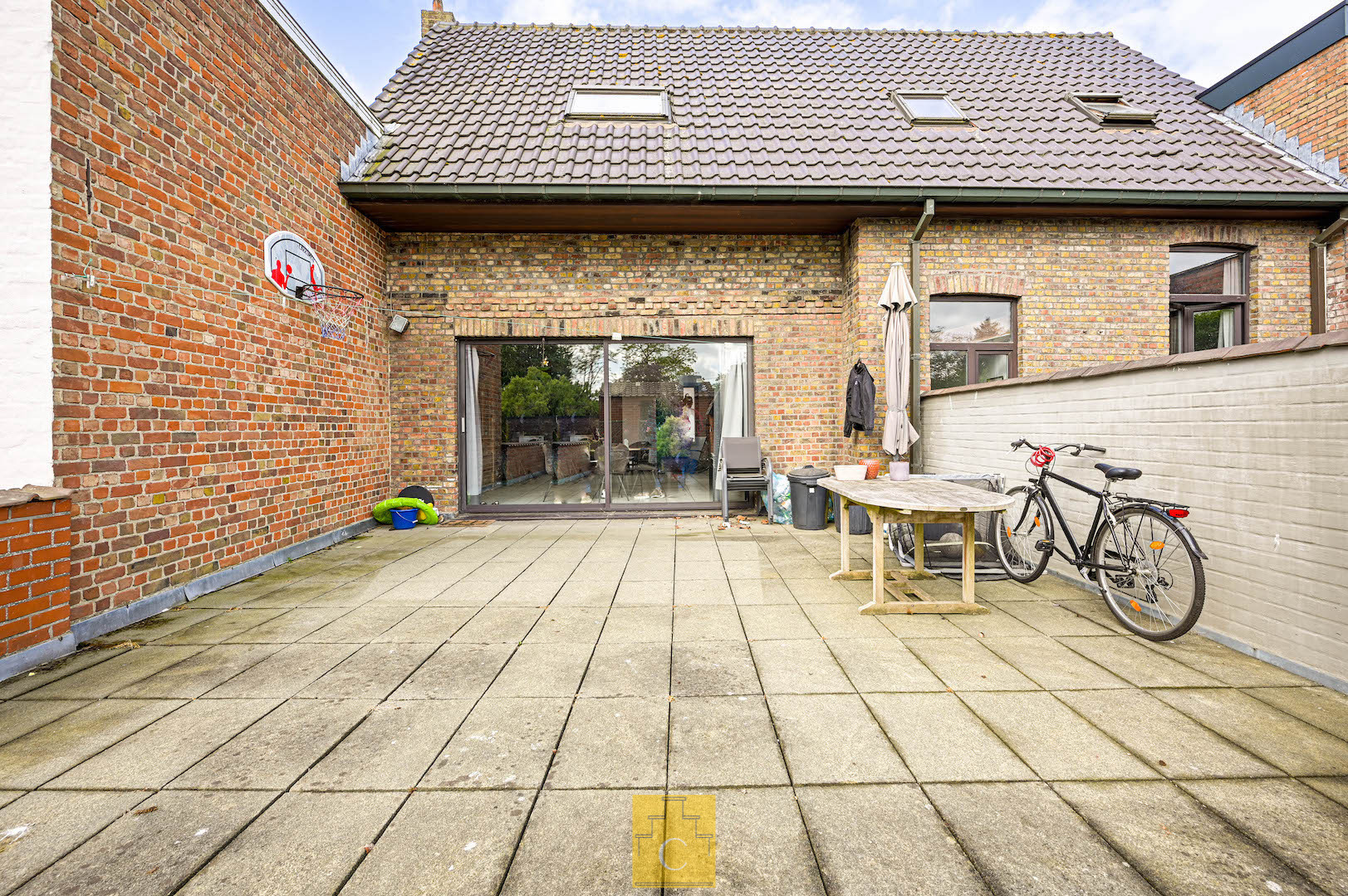 Ruim handelspand met duplexwoonst in het centrum van Loppem - photo 5