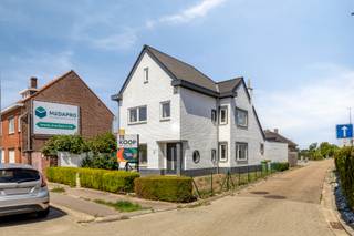 Te Koop – Woning met Potentieel in Lanaken📍 2E Carabinierslaan 105, Lanaken🛠️ Bouwjaar: 1948 Op zoek naar een woning met een solide basis én ruimte...