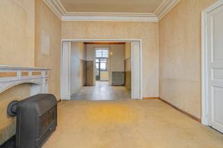 Zeldzame opportuniteit voor wie droomt van een investeringspand of een renovatieproject in het centrum van Knokke. In de Smedenstraat in het...