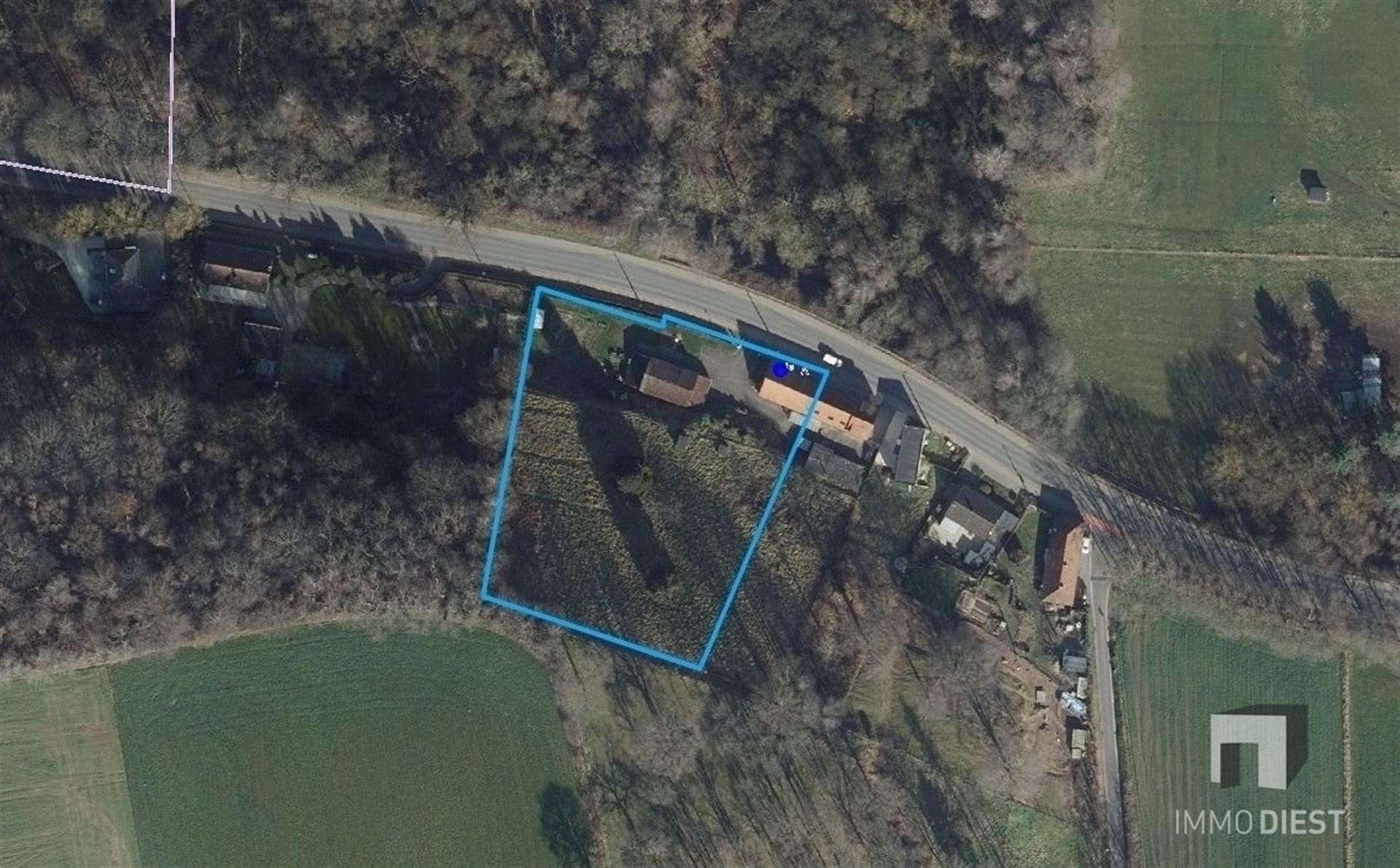 Woning met stalling/opslagplaats en weiland - foto 5