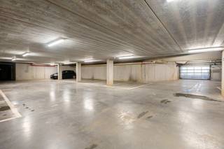 Ondergrondse autostaanplaats te koop op centrale locatie te Deurne!Bent u opzoek naar een autostaanplaats in Deurne of voor een veilige...