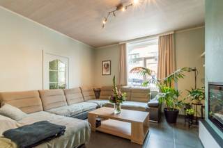 Een instapklare woning met oa. 3 slaapkamers, aangelegd terras + perfect georiënteerde tuin. Ideaal gelegen op wandelafstand van het station en...