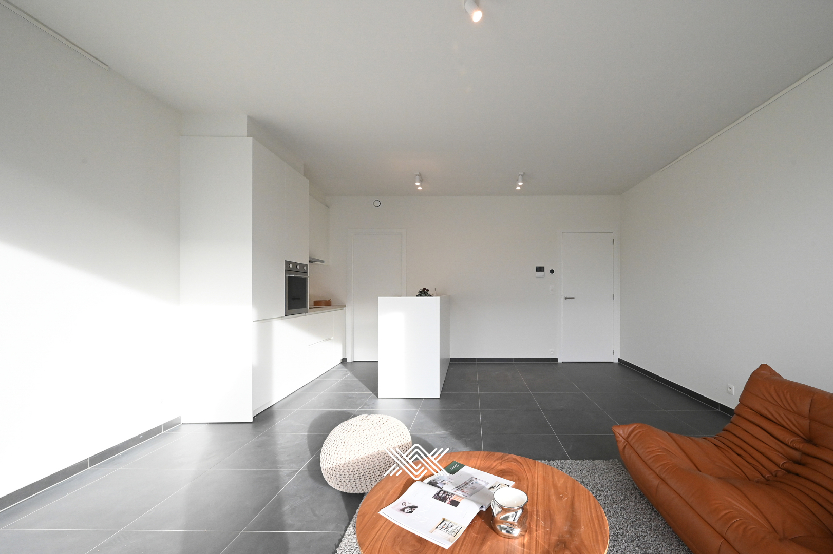 Appartement met 2 slaapkamers gelegen op de Markt van Deinze - foto 4