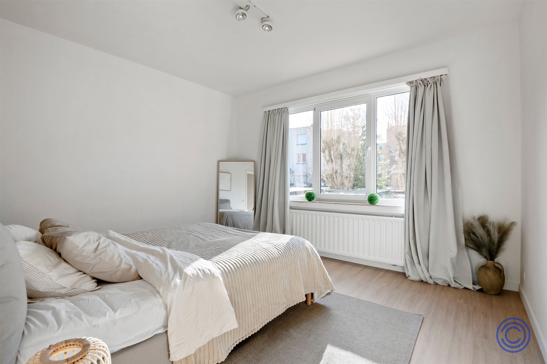 2026 gerenoveerd, instapklaar 3-slpk appartement! - foto 4