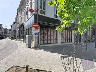 Commercial à louer à Hasselt