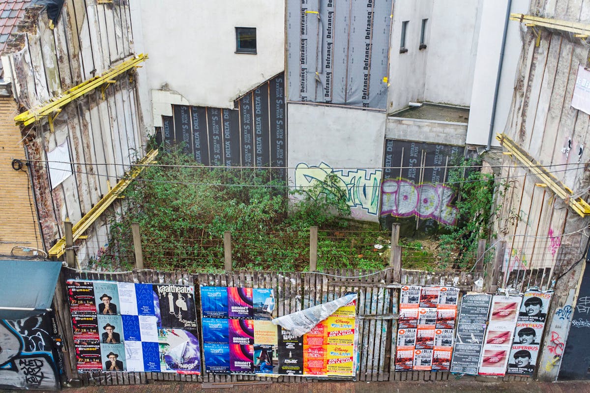 Bouwgronden - Handelspand &amp; 4 Woningen in Sint-Gillis - foto 4