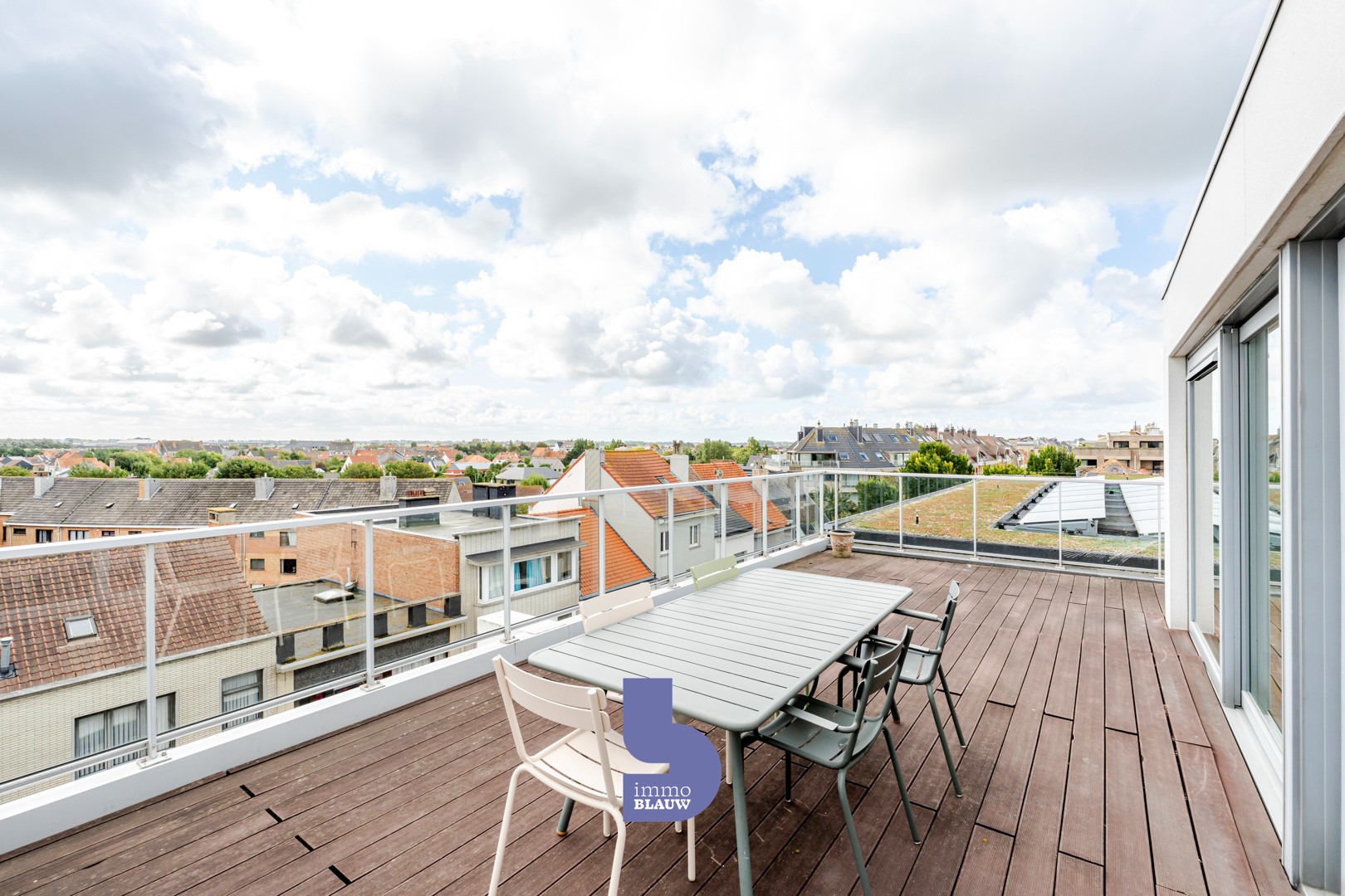 Exclusief duplex penthouse met riante terrassen en zicht tot aan zee - foto 4