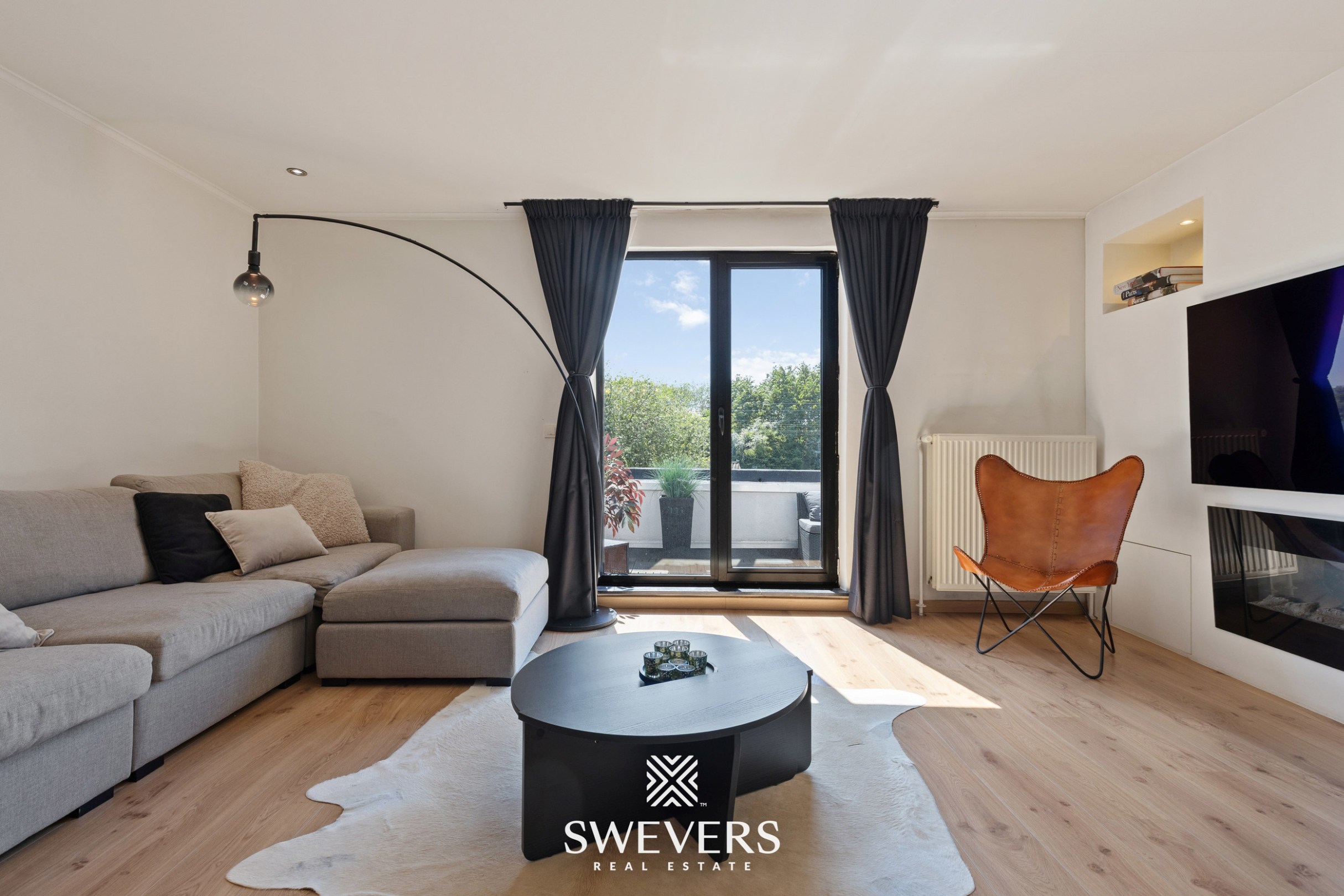 Instapklaar duplex appartement met 2 ruime slaapkamers en zonnig zuidgericht terras in Kermt - foto 2