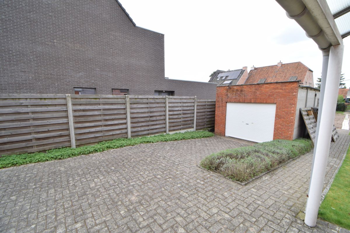 Charmante woning met 3 slaapkamers, kleine tuin en garage. - foto 5