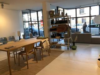 RUIME HANDELSRUIMTE MET UITSTEKENDE ZICHTBAARHEID TE HERENTALSBent u op zoek naar een veelzijdige commerciële ruimte op een toplocatie? Deze ruime...