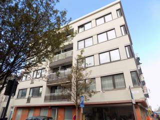 Dit appartement is gelegen op de 1° verdieping van het kleinschalige appartementsgebouw 'residentie Karina'. Gelegen in een rustige straat op 600...