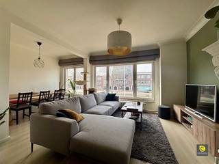 Superbe appartement de deux chambres à coucher à vendreSitué sur la Grote Steenweg à Berchem, cet appartement est parfait pour quelqu'un qui apprécie...