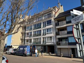 Een ruime garagebox in de Residentie Veronica gelegen in Mariakerke en is momenteel verhuurd. Verhoog de waarde van uw appartement en investeer in...