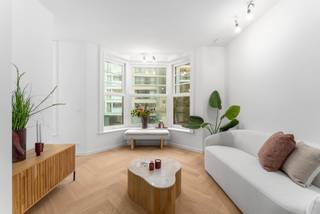 Ontdek het unieke restauratieproject in hartje Oostende, gelegen in het voormalige restaurant Kombuis, een naam die bij Oostenaars...