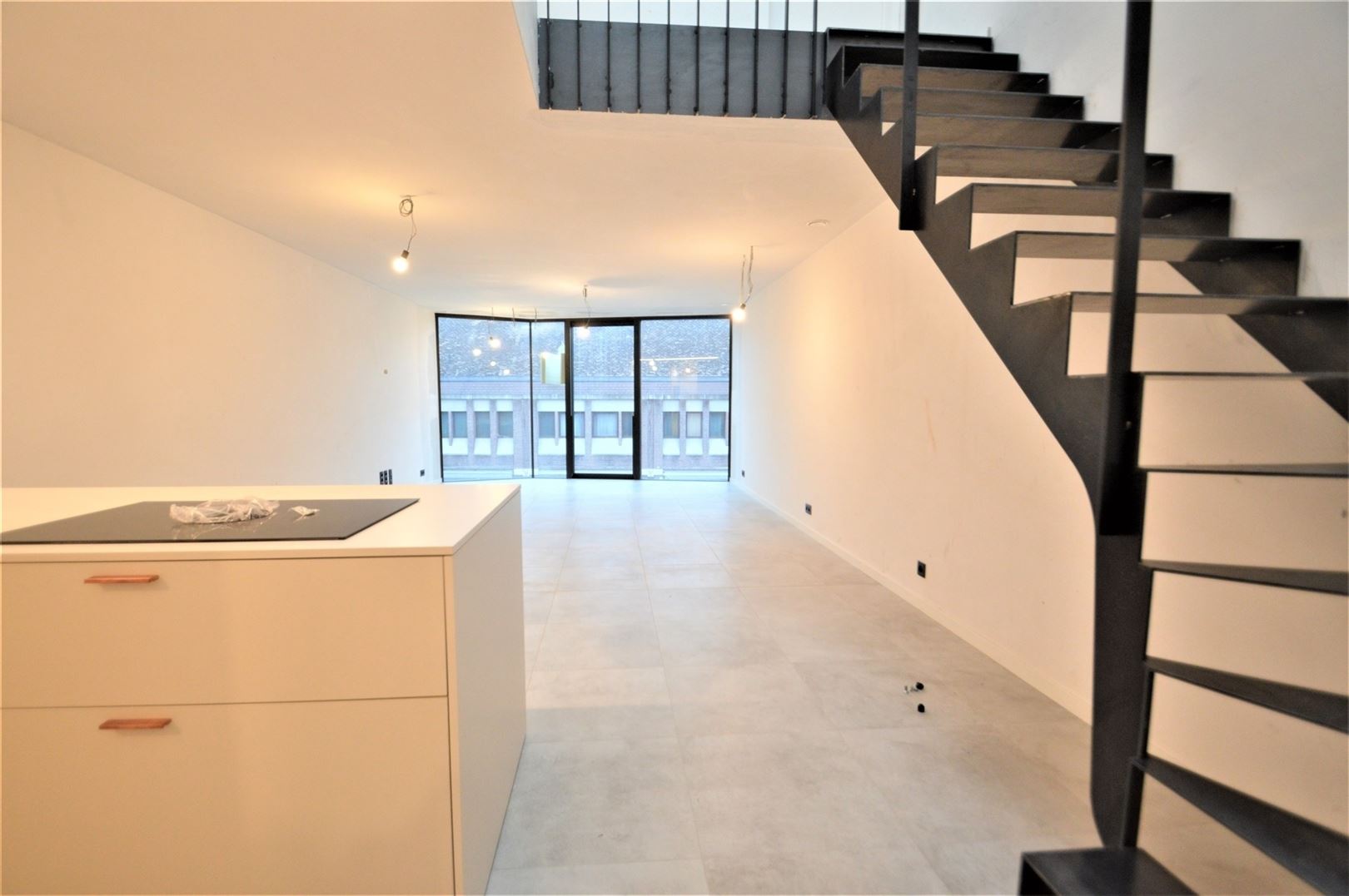 Uitzonderlijk nieuwbouw duplex appartement in hartje centrum Dendermonde - foto 2