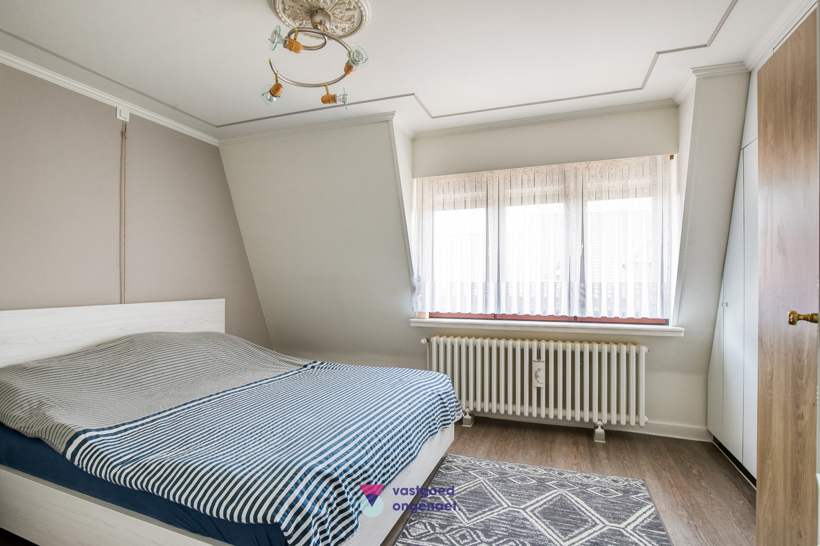 Charmante gesloten woning met zonnige tuin en garage - foto 5