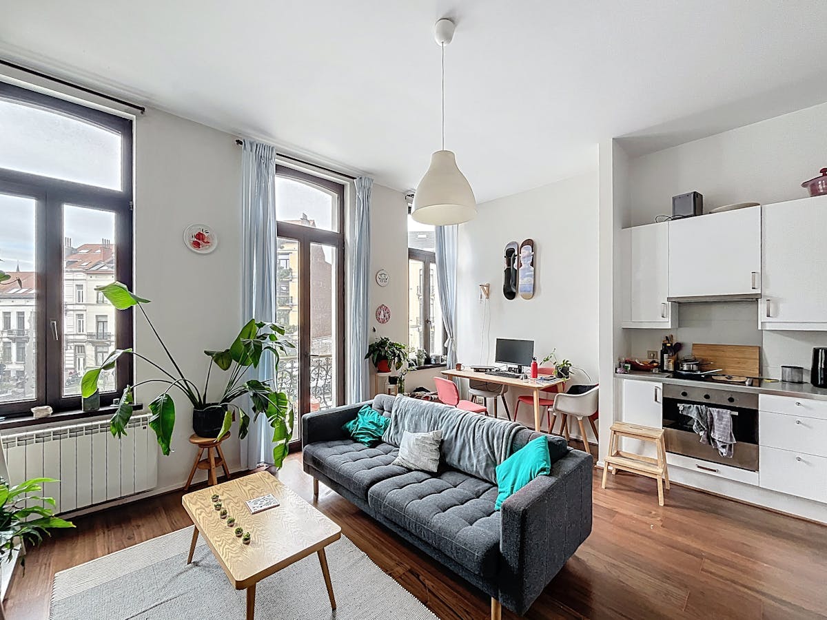 Lichtrijk 1-slaapkamerappartement nabij de Vijvers van Elsene - foto 3