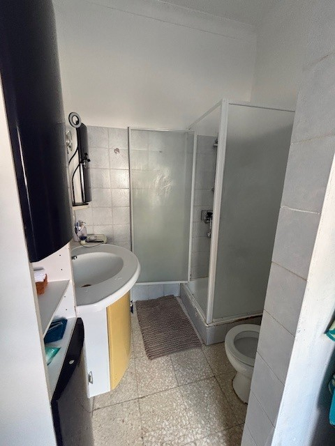 Te renoveren woning met 2 slaapkamers nabij het Astridpark. - foto 5