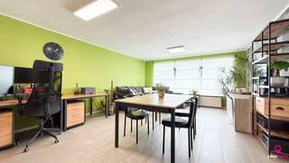 Op een centrale ligging in Helchteren, aan de Helzoldstraat 16 bus 1.2, vind je dit instapklare appartement met privé garage en ruim terras...