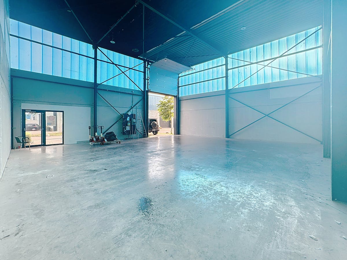 Magazijn (180 m²) te huur in Oostende - foto 5