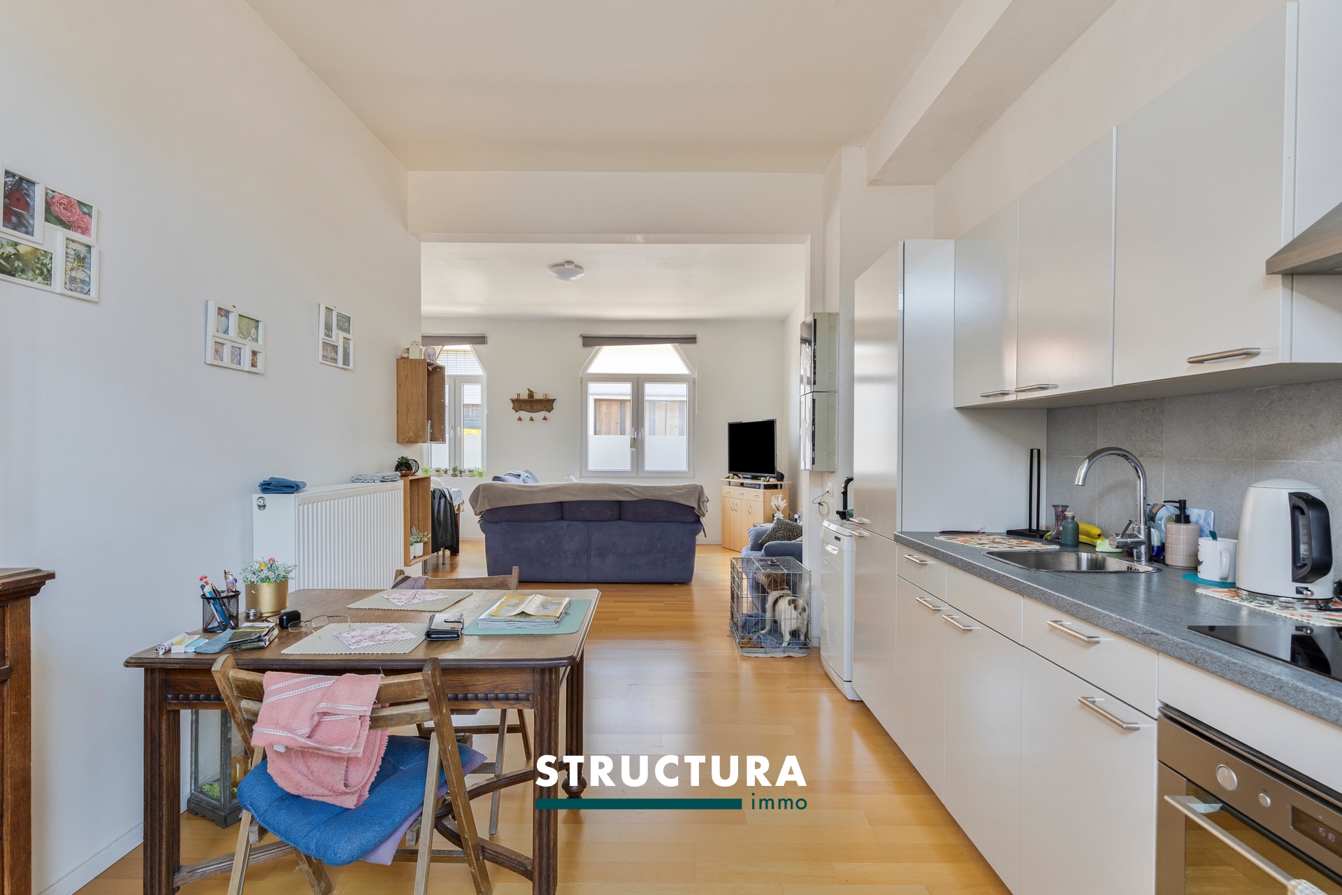 Modern en lichtrijk appartement met terras in hartje Lebbeke - foto 4