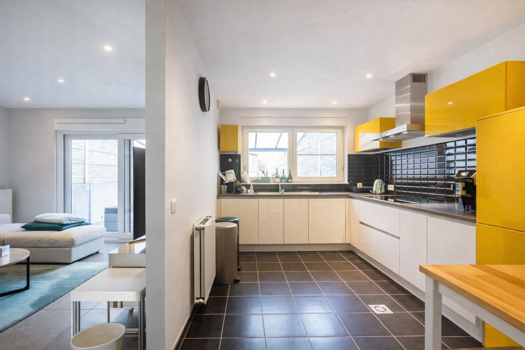 Instapklare recente woning met 5 slaapkamers en 3 badkamers! - foto 5