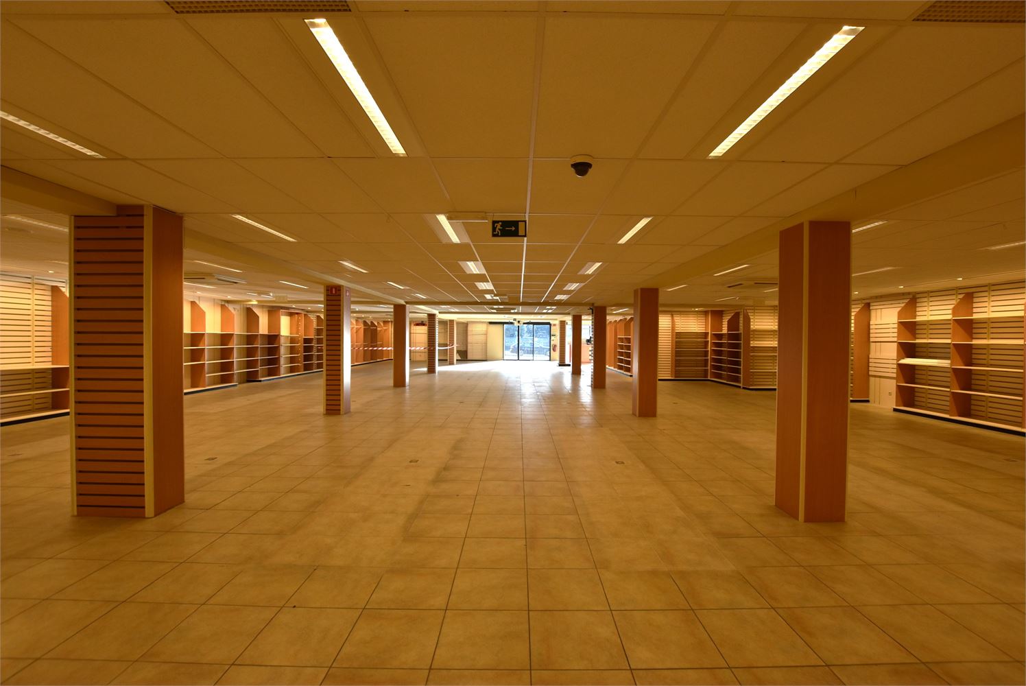 Handelspand 580 m² + magazijn - foto 3