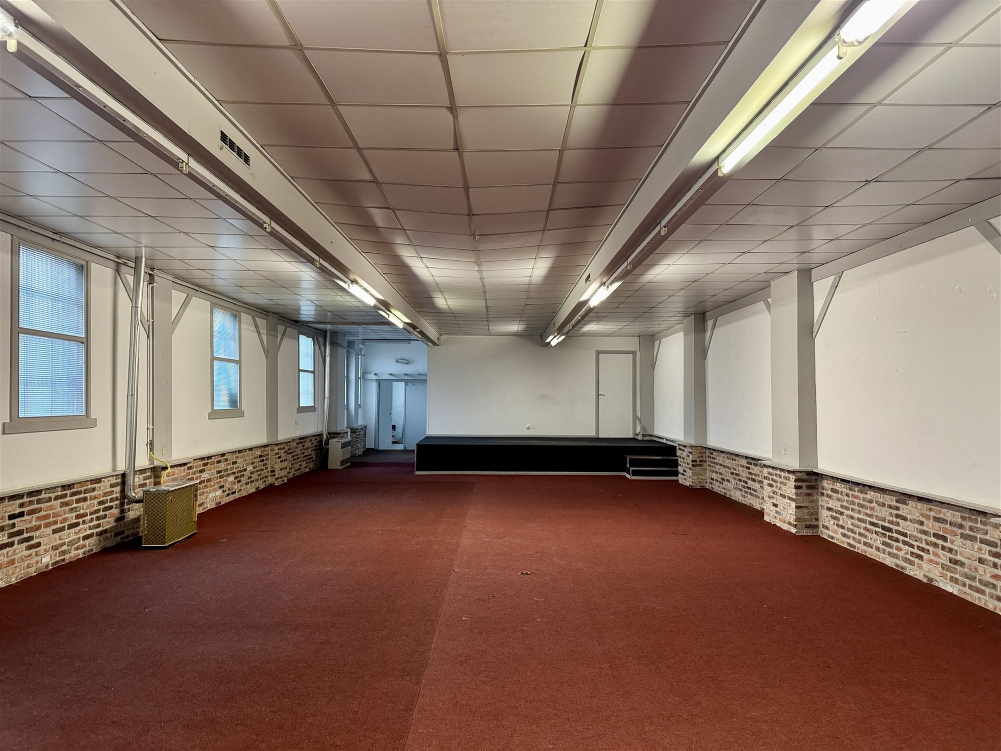 Commercial à louer à Willebroek - photo 2